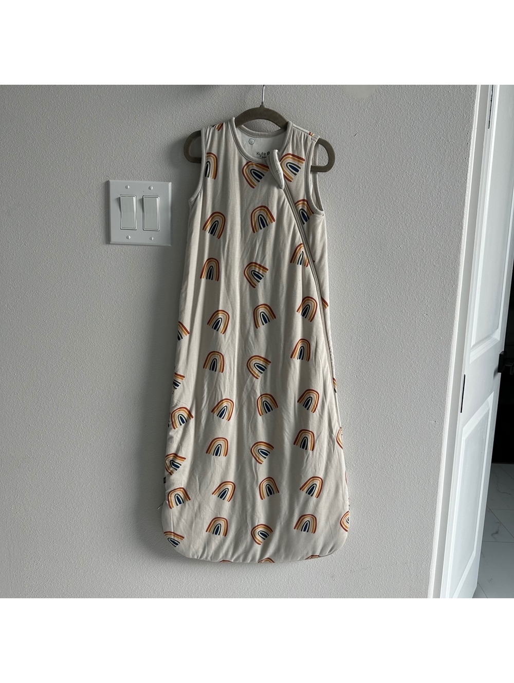 Kyte BABY Sleep Bag in Rust Rainbow Size Medium 1.0 TOG NEW no tags